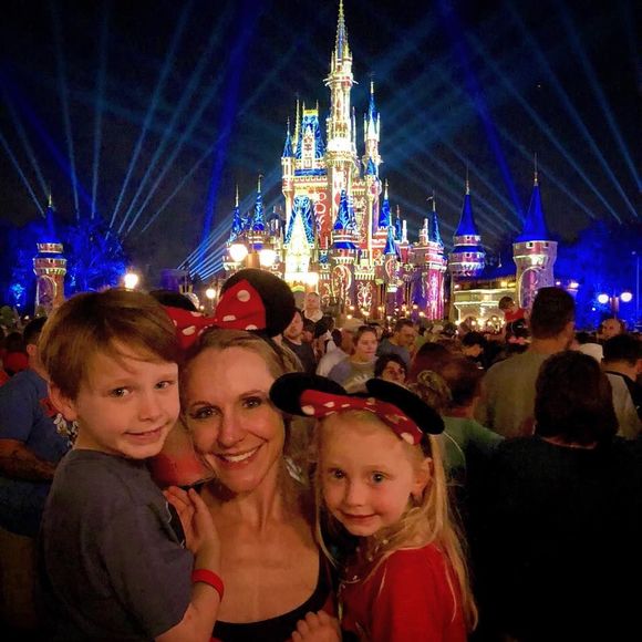 Meet your Posher, Allison - Picture 1 of 1